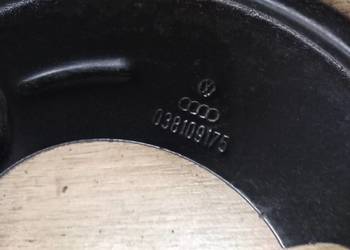 Volkswagen  obudowa rozrządu 038109175 045109147A