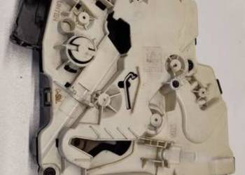 MERCEDES VITO W447 ZAMEK DRZWI PRZESUWNYCH A4477303602