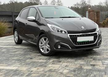 Peugeot 208 SIGNATURE
