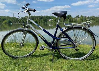 Rower trekkingowy Giant, lekki, 24 biegi, rama 50 (wzrost 153-165 cm)