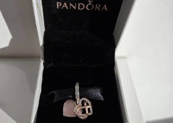 Błyszczący charms zawieszka Na zawsze w sercu