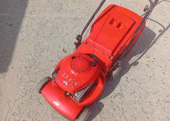 Kosiarka spalinowa z napędem z silnikiem Briggs & Stratton