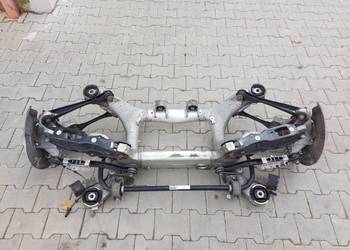 BMW G05 X5 3.0d 2019r ZAWIESZENIE LEWE PRAWE BELKA SANKI TYŁ KPL 