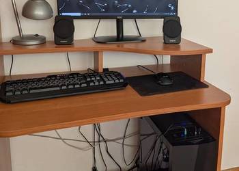 Komputer stacjonarny