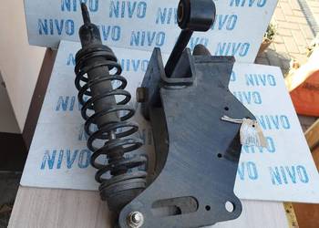 Zawieszenie kabiny amortyzacja 82029639 new holland tm