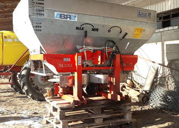 Rozsiewacz nawozu  ABRA 2  MAXI  1700 kg