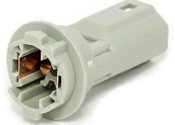 TOYOTA C-hr Gniazdo oprawka zarowki tablicy rejestracyjnej 90075-99011 OE