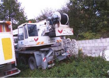 Żuraw TATRA za cen nie niższą niż 30% ceny oszacowania