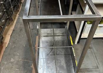 Wózek na kije wędzarnicze