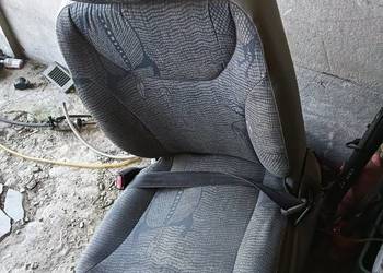 Siedzenie Fotel Trafic Vivaro Primastar kierowcy ładny stan