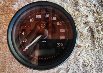 Harley Davidson licznik OEM 70900670 EU KM Dyna zapisane 729 km