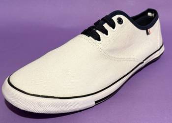 Białe męskie trampki rozmiar 45 (27,5 cm)