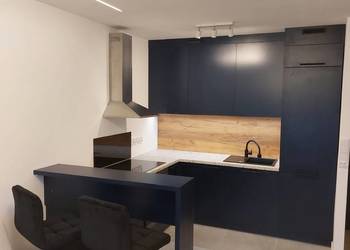 Wynajmę 2 pokojowe mieszkanie z balkonem, Parkitka, super lokalizacja