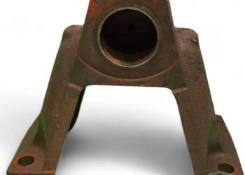 Wspornik Wieszak Przedniej osi 3584100M2 Massey Ferguson 3060
