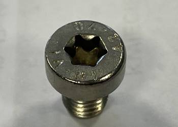 8x10 A2 Śruba DIN 7984 TORX z obniżonym łbem