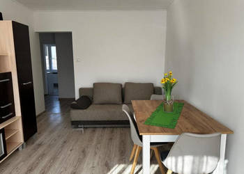 Na sprzedaż 3 pokoje po remoncie 48.15 m2