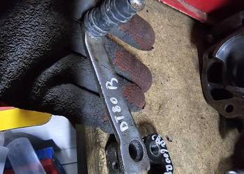 Yamaha DT 80 lc2 stopka wajcha zmiany biegów DT80 80lc2 nóżka stópka