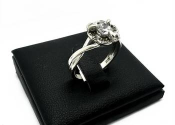 Srebrny pierścionek próby 925 - 3,19g (Rozmiar 13)