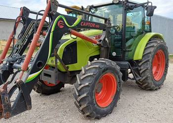 Claas Axos 320 z ładowaczem czołowym Faucheux Captor 100