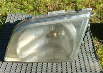 Mitsubishi space star 1,3 2000 prawa oryginalna lampa plastikowa