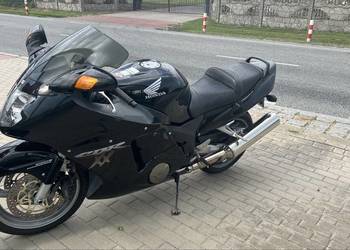 Motocykl Honda CBR 1100XX 1100 XX Blackbird