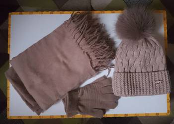 Komplet damski czapka szalik rękawiczki