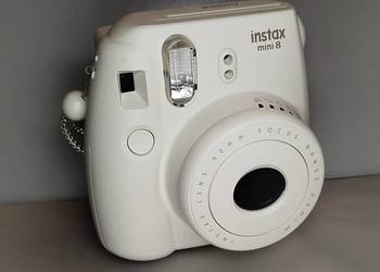 Aparat natychmiastowy INSTAX mini 8