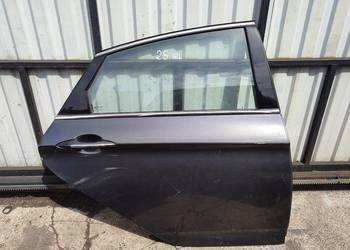 HYUNDAI I40 SEDAN DRZWI PRAWE TYL TYLNE KOMPLETNE