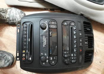 panel radio klima dvd voyager 2.5crd