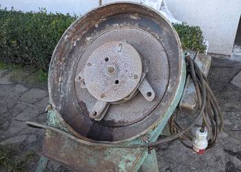 Śrutownik bijakowy firmy Meprozet o dużej mocy sprzedam