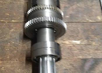 Zespół sprzęgłowy mechaniczny tokarki 1K62