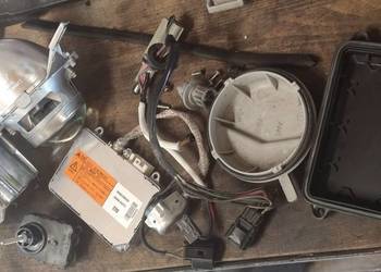 Subaru przetwornica moduł Xenon koito 84965ae020