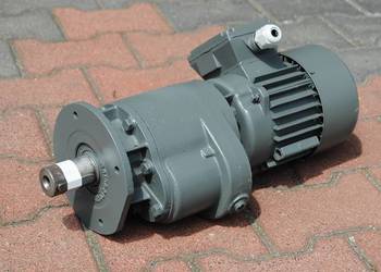 Motoreduktor kołnierzowy 0.37kw 20obr/min.