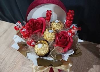 Box na święta z różami mydlanymi Bukiet jadalny Box świąteczny