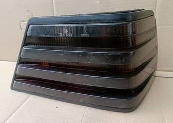 Mercedes Benz W124 lampa tył prawa sedan ciemna