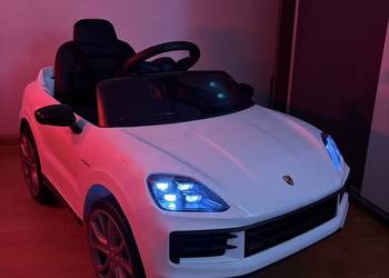 Porsche Cayenne auto na akumulator dla dzieci