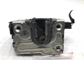 ZAMEK DRZWI LEWY TYŁ DACIA DUSTER SUV 825030233R 10-18