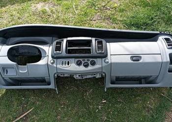 Konsola kokpit deska Trafic Vivaro Primastar