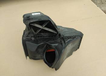 OBUDOWA FILTRA POWIETRZA AUDI Q5