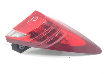 LAMPA PRAWY TYŁ HONDA CIVIC IX Hatchback ŚWIATŁO TYLNA, PRAWA
