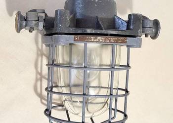 Lampa w oprawie przeciwwybuchowej – Polam Gdańsk. PRL