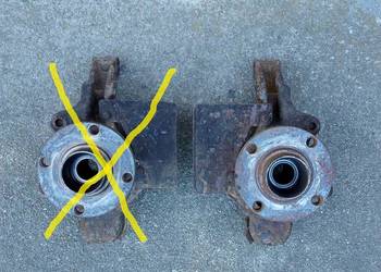 Audi 80 B4 Piasta koła Zwrotnica Piasta lewa 8A0257A ABS