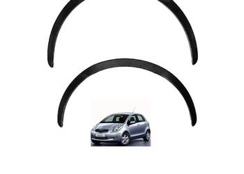 Toyota Yaris nakładki na błotnik czarny mat 4 szt sierpy