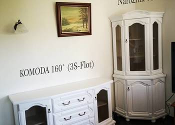 Biala Ekskluzywna Witryna z komodą Biały Dąb Włoski Bekas
