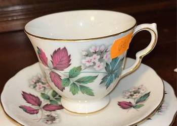 Filiżanka z talerzykiem deserowym. Crown Royal, Made in England.