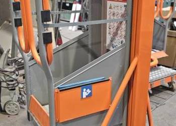 PODNOŚNIK SŁUPKOWY