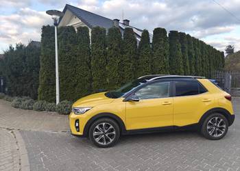 Kia Stonic 1.0 T-GDI Bagażnik | Garażowana | Czarny dach