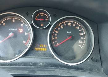 Opel Zafira b 2010r 1.7 110 koni
