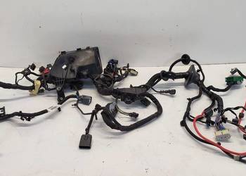 VOLVO XC40 WIĄZKA KOMORY SILNIKA HYBRID B3154T5