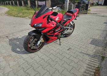 Honda CBR600RR PC37